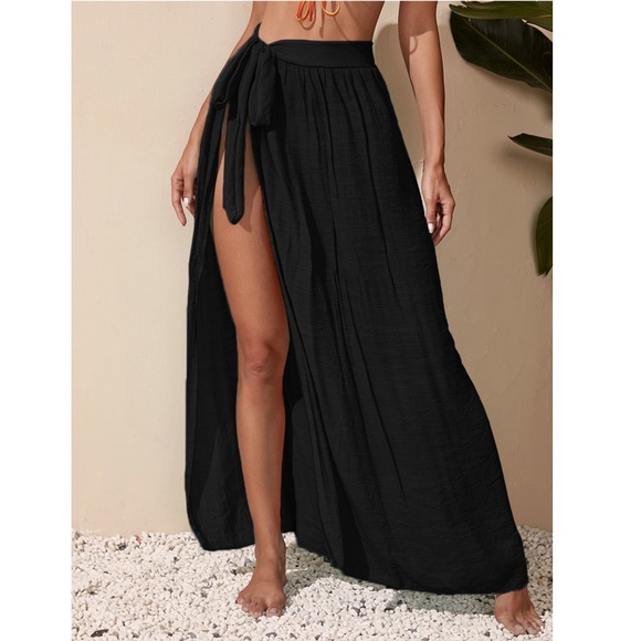 Rouge! Other - Black Sarong Skirt